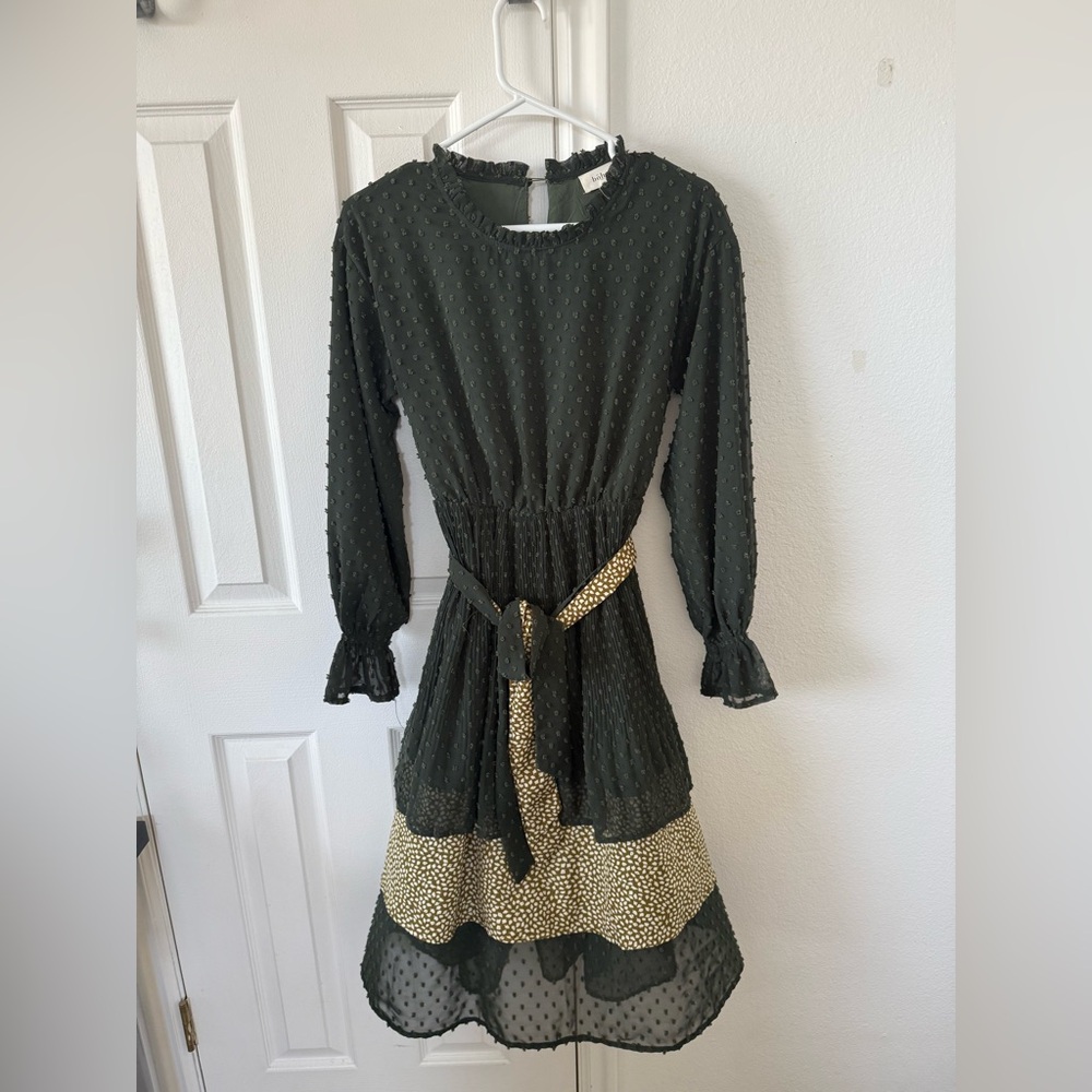 SOLD - Bohme Light and Dark Green Textured Ruffle Long Sleeve Dress